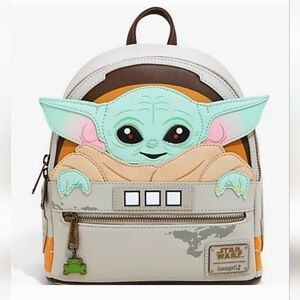 Star Wars Loungefly The Mandalorian   The Child Mini Backpack NWT